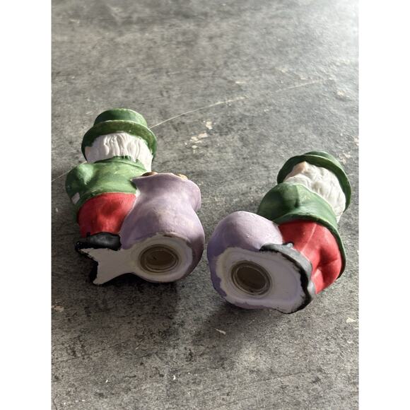 Vtg LEPRECHAUN Salt & Pepper Shakers Ceramic Hand Painted Gold Sack - Picture 5 of 5